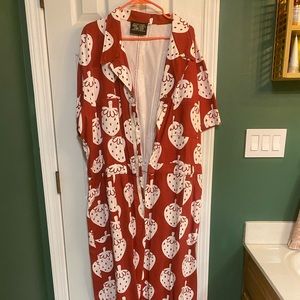 Big bud press short sleeve jumpsuit / 5XL / limited edition strawberry print
